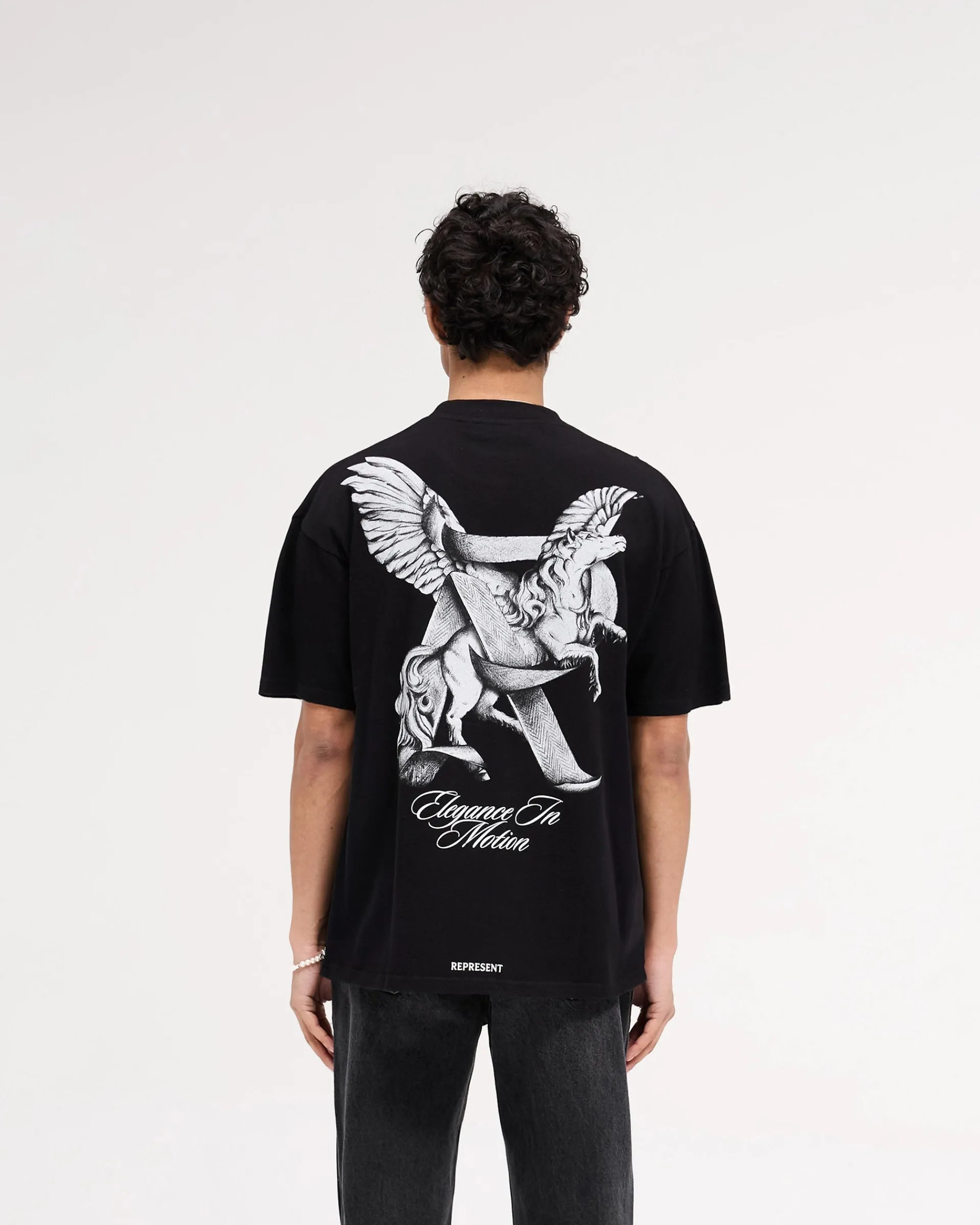 Represent Elegance In Motion T-Shirt - Jet Black> T-Shirts