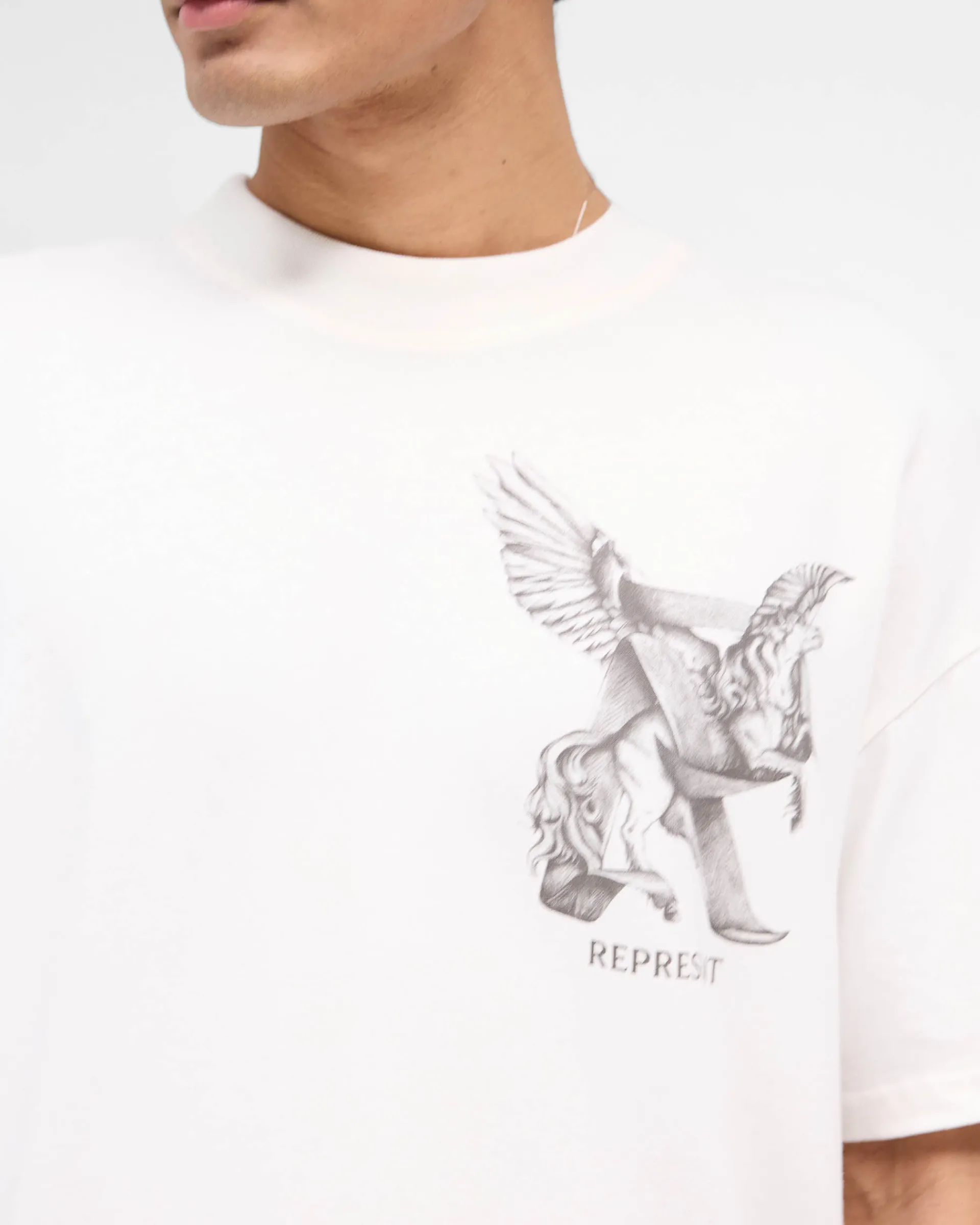 Represent Elegance In Motion T-Shirt - Flat White> T-Shirts
