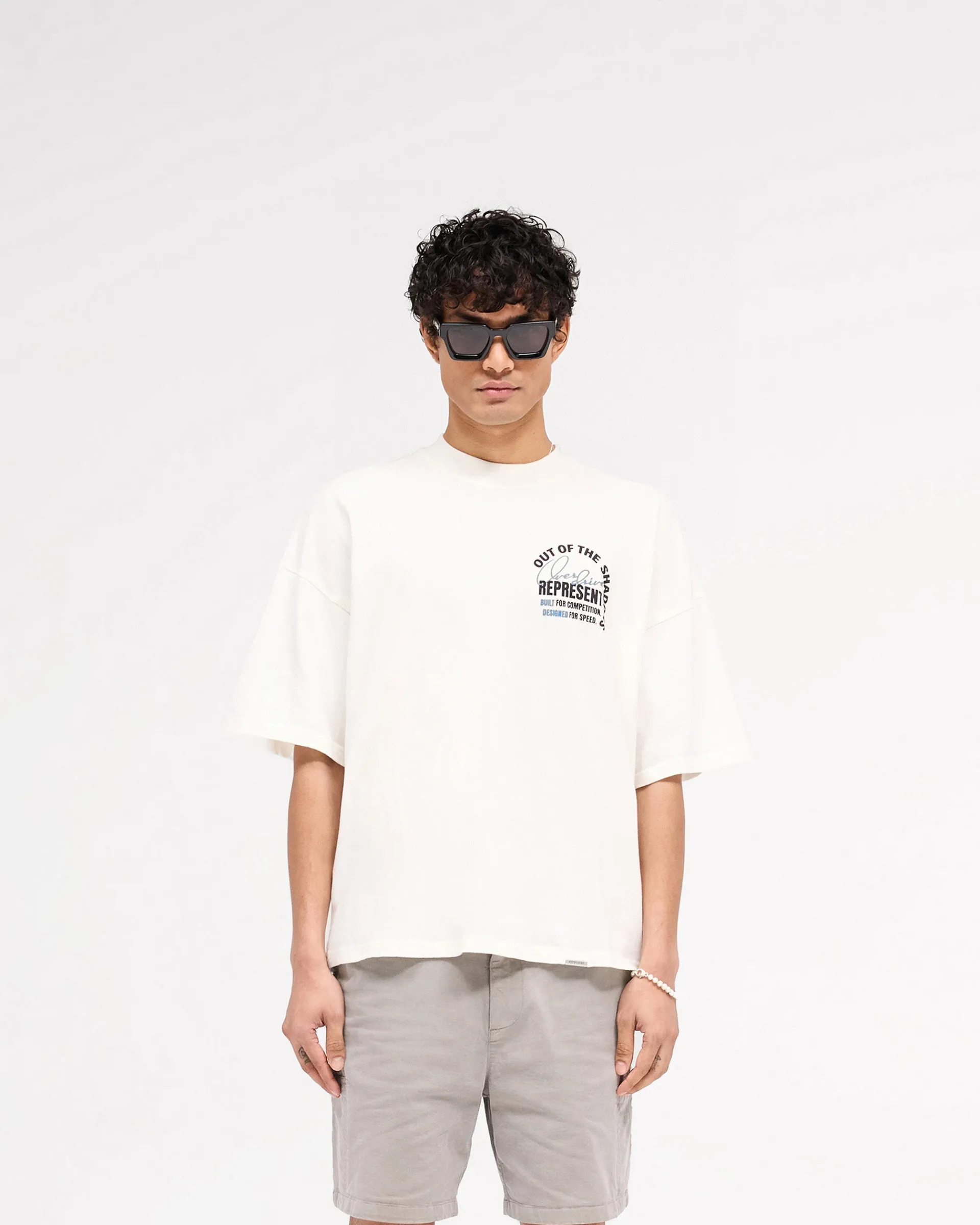 Represent Out Of The Shadows T-Shirt - Flat White> T-Shirts