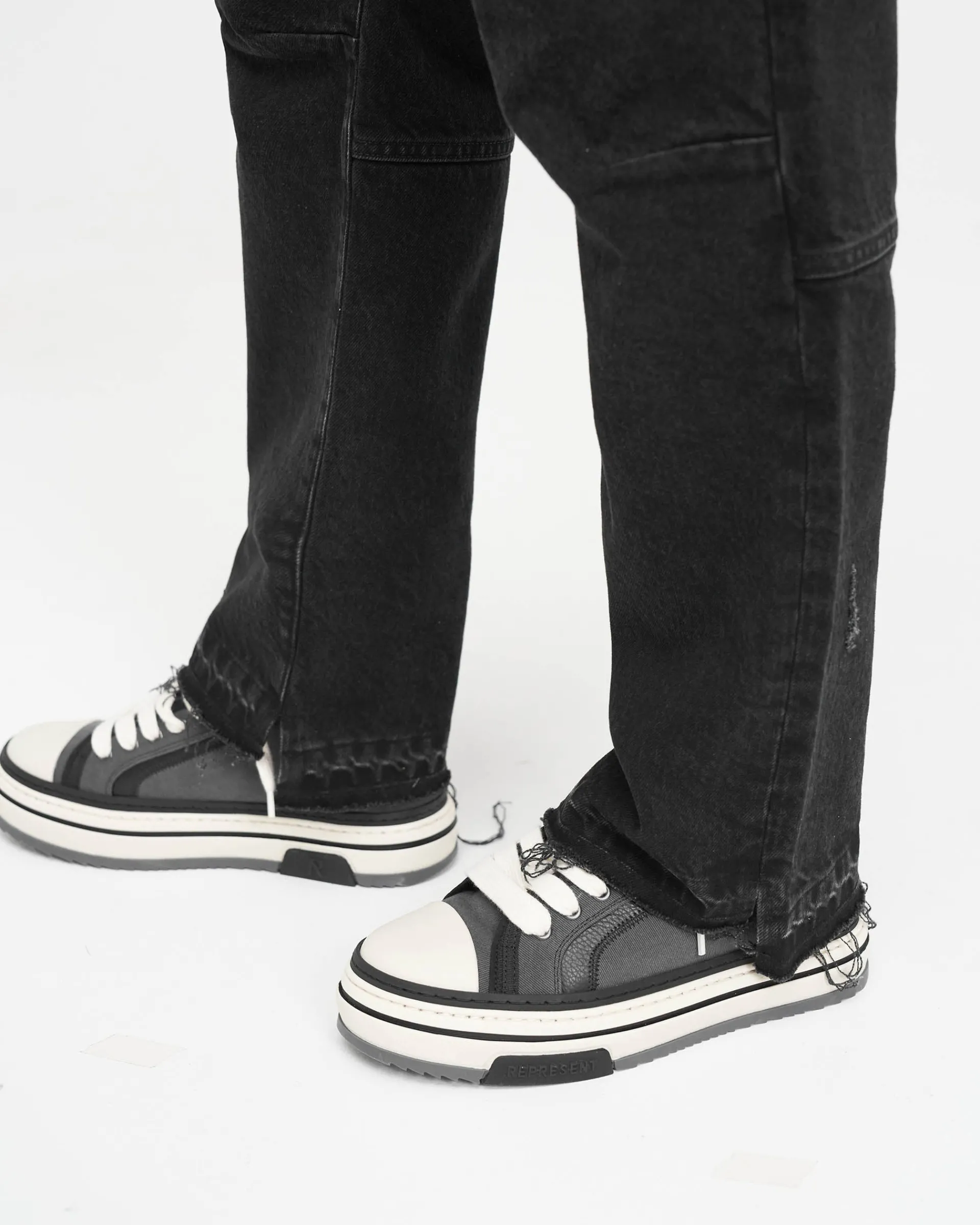Represent R2 Stepped Hem Denim - Off Black> Denim