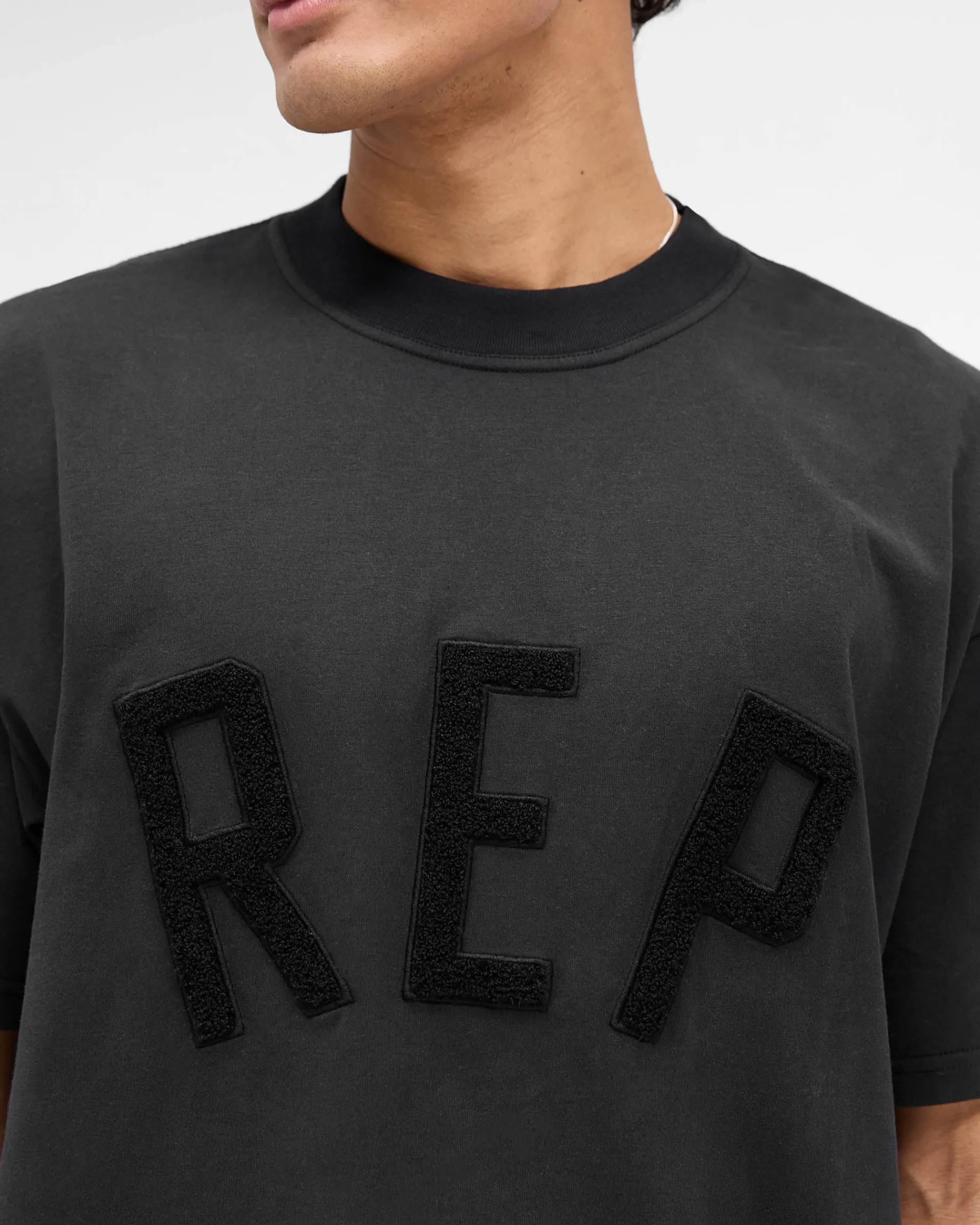 Represent Rep Applique T-Shirt - Off Black> T-Shirts