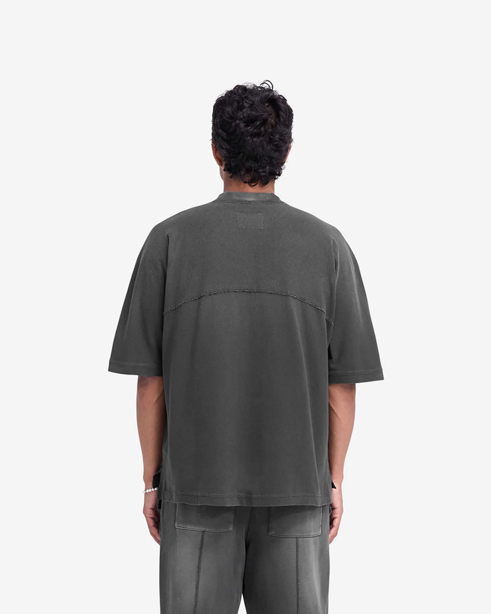 Represent Stepped Hem T-Shirt - Stained Black> T-Shirts