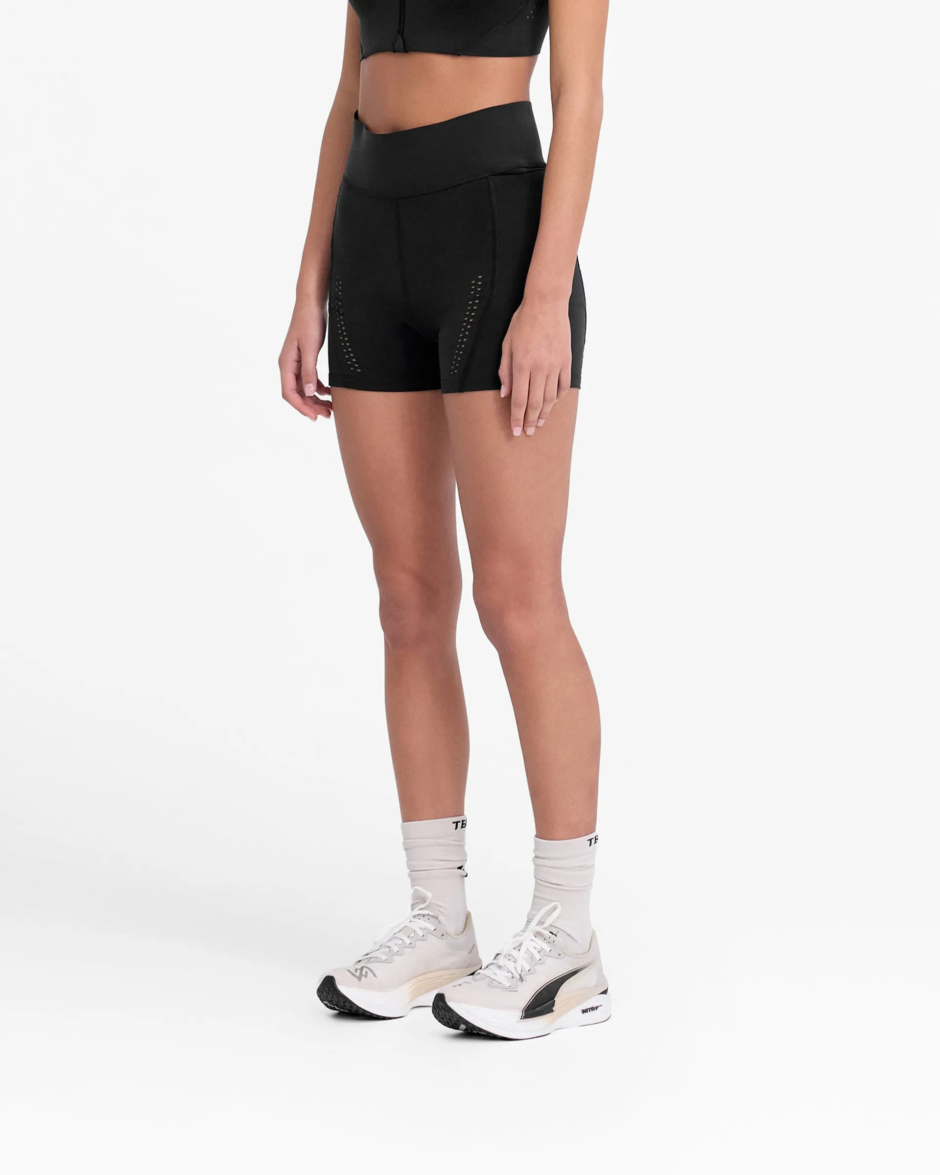 Represent 247 X Puma Women's Shapeluxe Legging Short -> Bottoms/Shorts